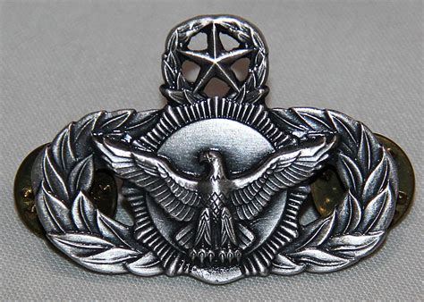U029 Usaf Master Security Police Qualification Badge B And B Militaria