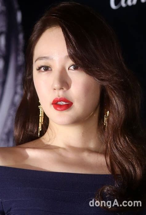 yoon eun hye wows with her killer curves at the cartier 100th anniversary event a koala s