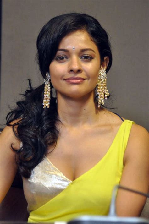 Pooja Kumar Cleavage