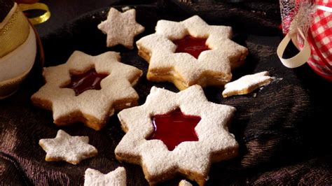 Božične zvezdice - OblizniPrste.si | Desserts, Food, Nom nom