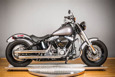 Harley Davidson Softail Slim Fls Softail Slim Fls Pearl — Avtotachki