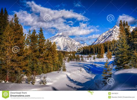 45 Canadian Winter Sceneries Wallpapers On Wallpapersafari