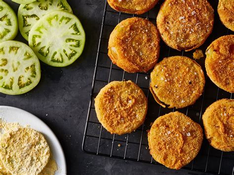 Crispy green tomatoes try dipping them in hot pepper sauce for extra flavor enhancement. Southern Fried Green Tomatoes Recipe - TheFoodXP