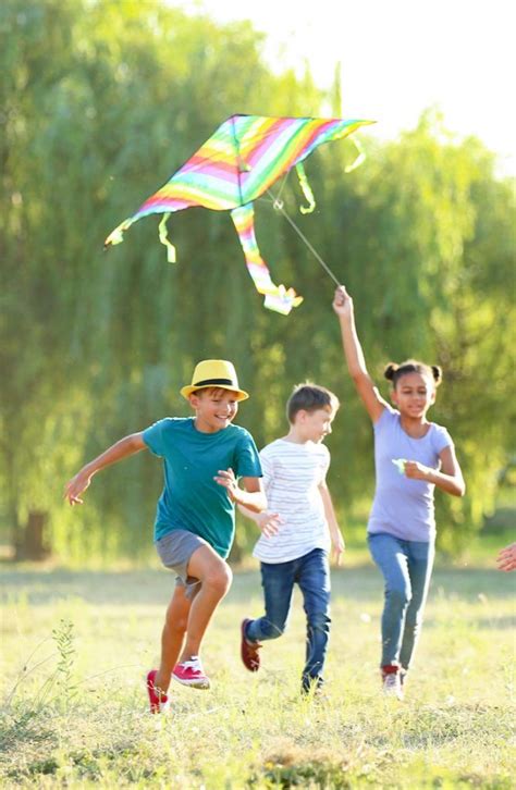 Soaring Ideas For Spring Diy Kites For Kids That Fly Kites For Kids