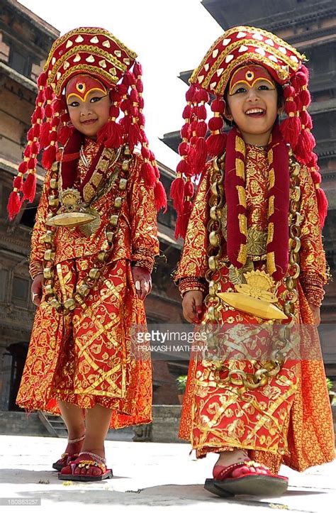 pin by 一日一生 on nepal nepal culture traditional outfits traditional dresses