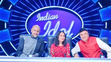 Indian Idol 11 Vishal Dadlani Wanted To Call Police After Contestant Forcibly Kissed Neha