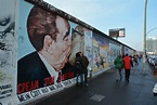 What happened to the Berlin Wall? | ENRS