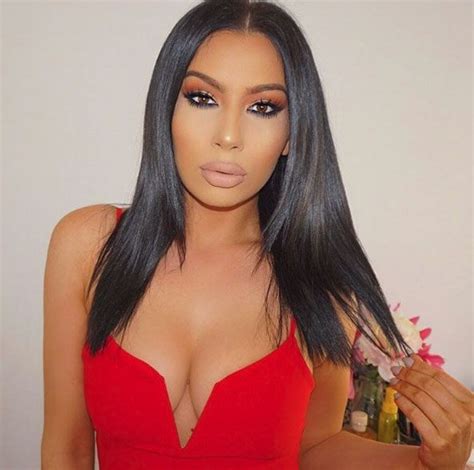 Instagram Is Going Crazy Over This Kim Kardashian Lookalike HELLO