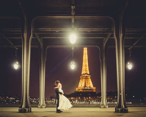 Wedding Photo Session By Night At The Eiffel Tower Paris Photos