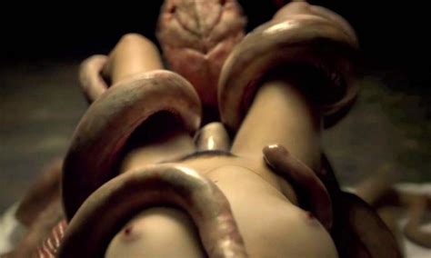 Ruth Ramos Desnuda Escena De Sexo Con Una Criatura En The Untamed