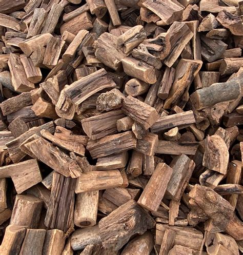 Split Ironbark Firewood 15kg Bag The Smoking Log Co