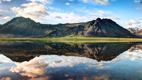 Iceland Lake Reflection Mountains Beautiful Views Wallpapers
