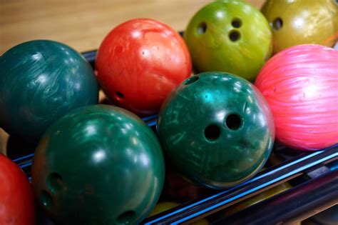 Best Bowling Ball And Equipment Guide Bowling