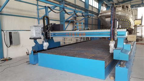 Water Film Protection For Aluminum Cutting Dalian Honeybee Cnc