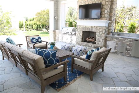 Tips for buying patio furniture. Outdoor Entertaining Area - The Sunny Side Up Blog