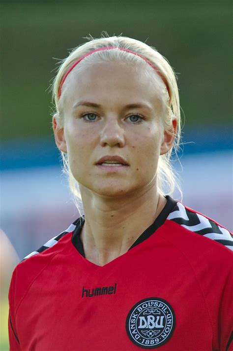 Pernille Harder Denmark Futbol Femenino Deportes Fútbol