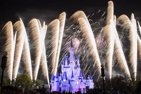 Tips For A Magical First Visit To The Magic Kingdom Magical Distractions