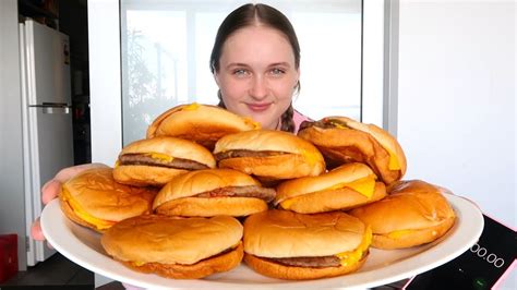 10 Mcdonalds Cheeseburger Challenge Youtube