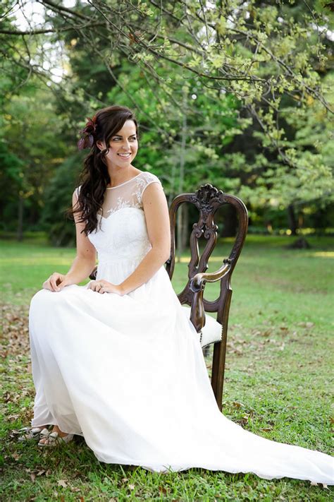 If you're the kind of bride who dreams of lush, organic florals. Rustic Garden Picnic Wedding {Nikki Meyer Photography}