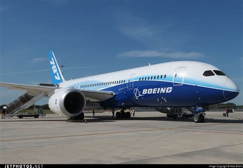 Fileboeing 787 8 Dreamliner Boeing Company Jp7370306 Wikimedia