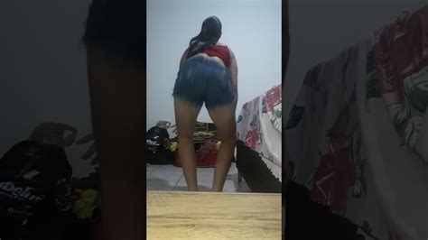 Meninas do sbt arrasam dançando no musical.ly. Menina dançando - YouTube