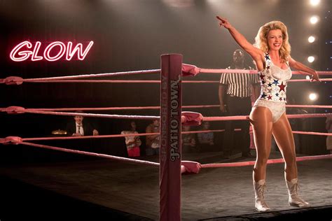 Betty Gilpin On Why She Loves Her Role On GLOW Its Like A Creativity Potpourri On Speed In