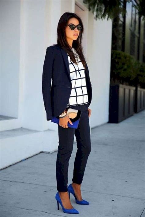 06 Elegant Work Outfits Every Woman Should Own Work Outfits Women Fashionable Work Outfit