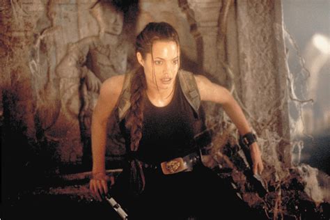 Imagini Lara Croft Tomb Raider 2001 Imagine 3 Din 50 Cinemagiaro