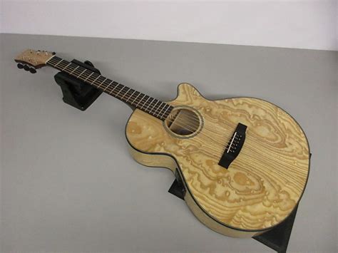 This stage seems to give people the most difficulty with timing. Mitchell MX400 QAB NAT Acoustic/Electric Guitar | Reverb