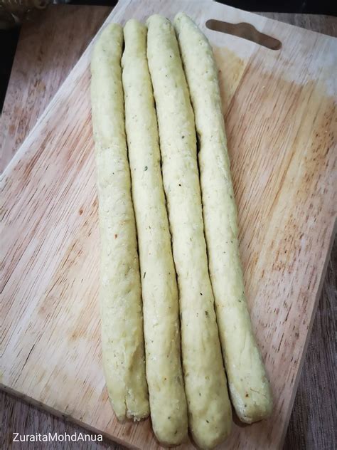 kəropoʔ lekor) atau keropok batang merupakan sejenis makanan tradisional pantai timur semenanjung malaysia, khususnya di terengganu. Rangupnya Keropok Lekor Viral Mi Segera Ini, Cuma Guna 4 ...