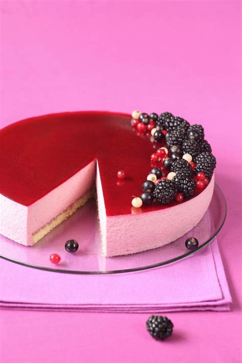 Remove cake from the freezer and release the springform. 17 Best images about CAKES Black & Red currant on ...