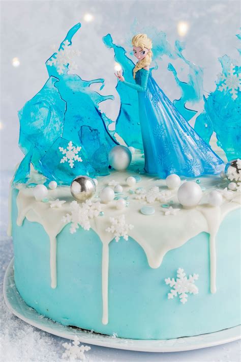 Maybe you would like to learn more about one of these? Elsa-Torte - Eiskönigin-Torte selber machen | Die besten ...