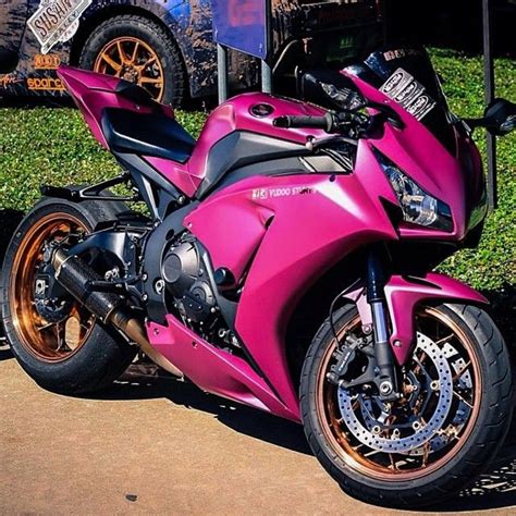 Chairellbikes4life Sports Bikes Motorcycles Pink Motorcycle Cute Cars
