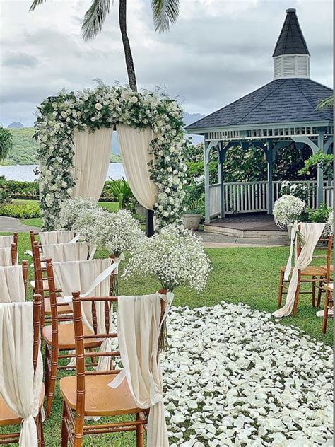 Dreamy Wedding Ceremony Setup Nohea Floral Art By Hanahiro