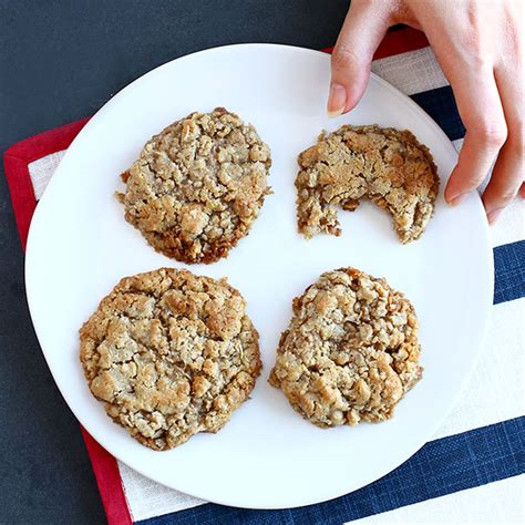 They're a deliciously healthy these cookies have a batter that's loaded with nutritious ingredients including a full cup of carrots, a grated apple, raisins, and oatmeal—and they. Quaker's Best Oatmeal Cookies - Recipe | QuakerOats.com