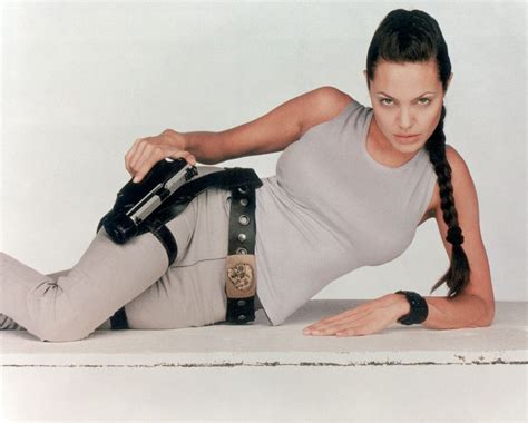 Молода и прекрасна Анджелина Джоли в детстве и юности Angelina Tomb Raider Angelina Jolie