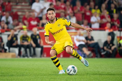 Raphaël guerreiro previous match for borussia dortmund was against eintracht braunschweig in germany cup, and the match ended with result 0:2 (borussia dortmund won the match). Transfer deadline day roundup: Raphael Guerreiro set for ...