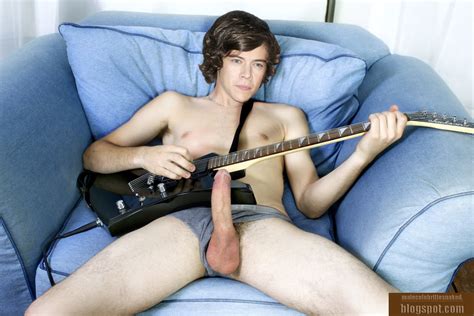 Malecelebritiesnaked Naked Harry Styles And His Toy Iii
