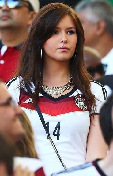 Very Beautiful German Girl Hot Football Fans Football Girls Soccer Fans Soccer Girl Fans