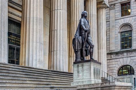 Statue Of George Washington In Front Of Federal Hall Photos Zohal