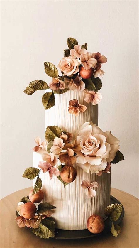 The Prettiest And Unique Wedding Cakes Weve Ever Seen Pretty Wedding