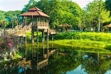 It was opened in the early 1950s and originally named coronation park in commemoration it was subsequently renamed d.r.seenivasagam after a local prominent politician. 15 Tempat Menarik Di Ipoh Untuk Dikunjungi. - Ammboi