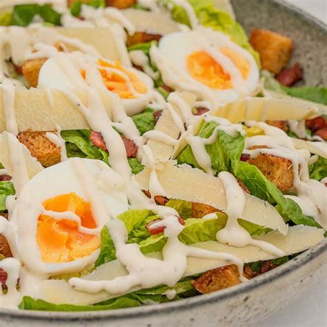 Best Ever Keto Caesar Salad Recipe With Low Carb Croutons