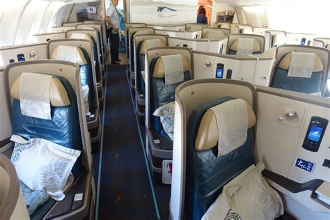 If luck is on your side, you can even snap up a business class seat at a very low upgrade price at the eleventh hour. SriLankan Airlines 330 Business Review I One Mile At A Time