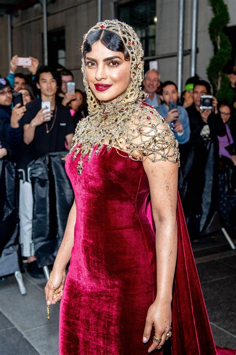 50 Priyanka Chopra Pictures So Hot They Might Set Off Your Fire Alarm Dresses Met Gala