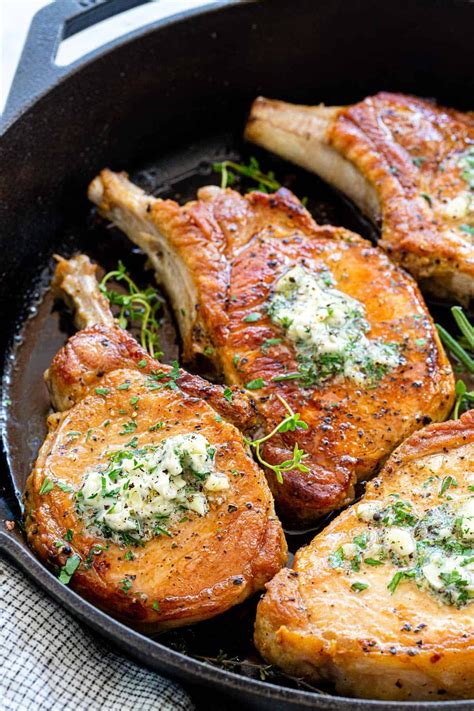 Being a basic recipe it can be altered to suit anyone's taste. Pan-Fried Pork Chops with Garlic Butter | Recipe (With ...