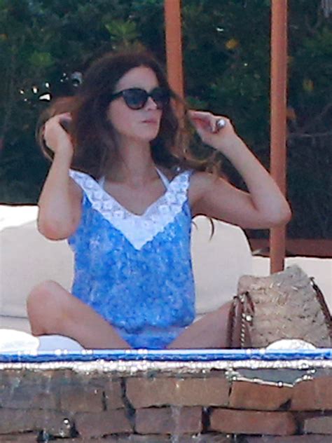 Another Day Another Bikini For Kate Beckinsale In Mexico