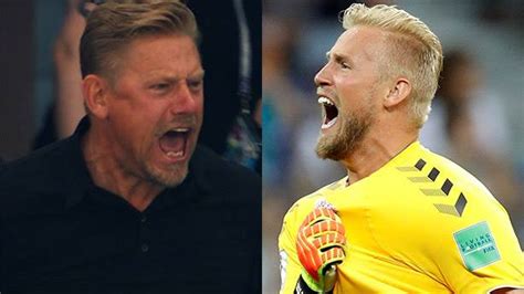 Er gilt als einziger torhüter der welt, der in laufenden spielen selbst zwei tore erzielte. Kasper Schmeichel, babası Peter Schmeichel'ın izinden yürüyor
