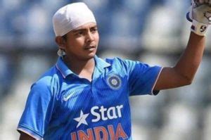 Get full information of prithvi shaw profile, team, stats, records, centuries, wickets, images, ipl 2020 team, ranking, players rating, latest. Prithvi Shaw Bio, Age, Height, Weight, Wife, Net Worth ...