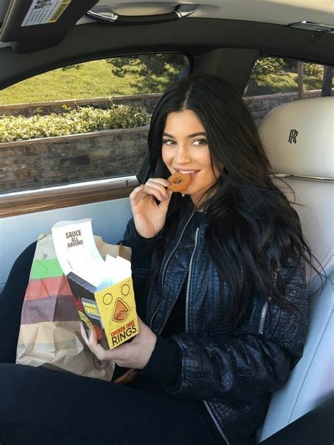 Kylie Jenner Gets A Chicken Famous Person